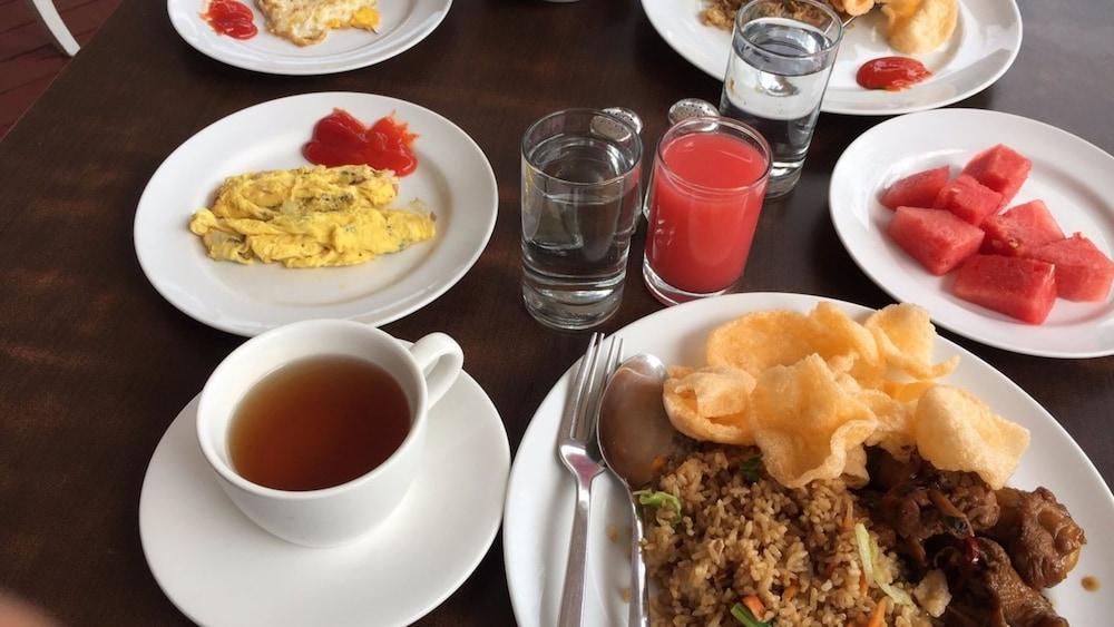 Seminyak Garden Hotel Dalung  Kültér fotó