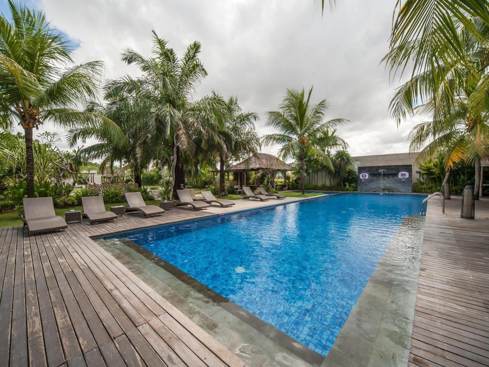 Seminyak Garden Hotel Dalung  Kültér fotó